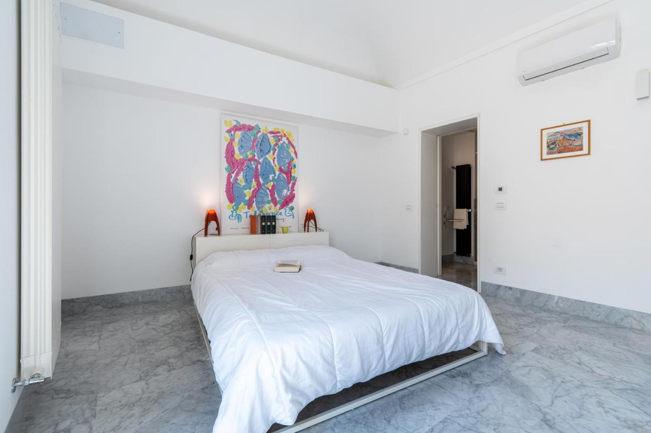 Suite Bellini 5 Apartment Palermo Bagian luar foto