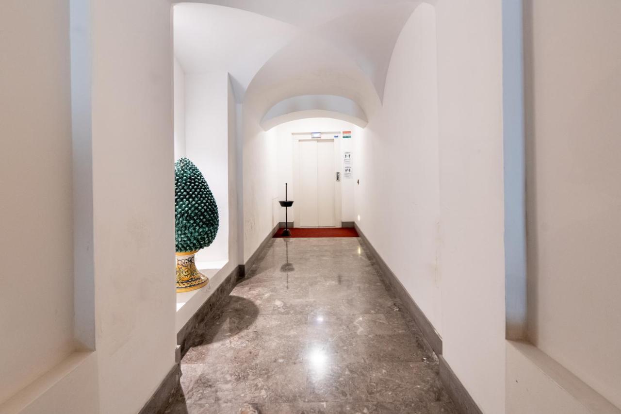 Suite Bellini 5 Apartment Palermo Bagian luar foto